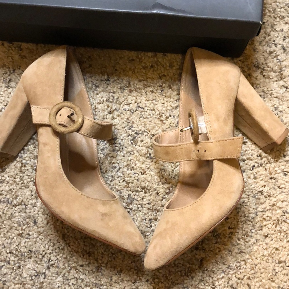 New with Box Tahari Heels